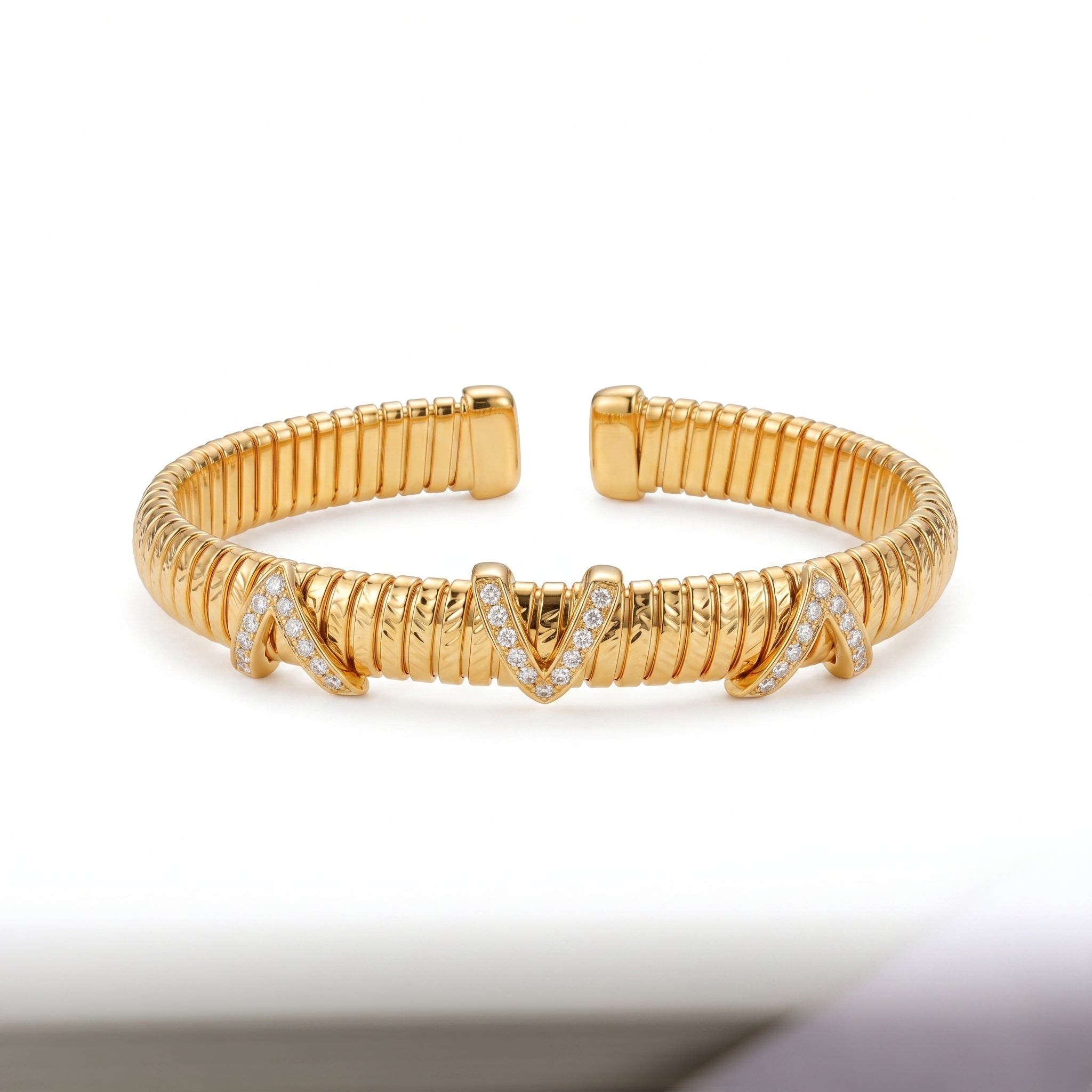 925 Silver-Plated 18K Gold Italian Popcorn Mesh Chain V-Shaped Zircon Open Bracelet