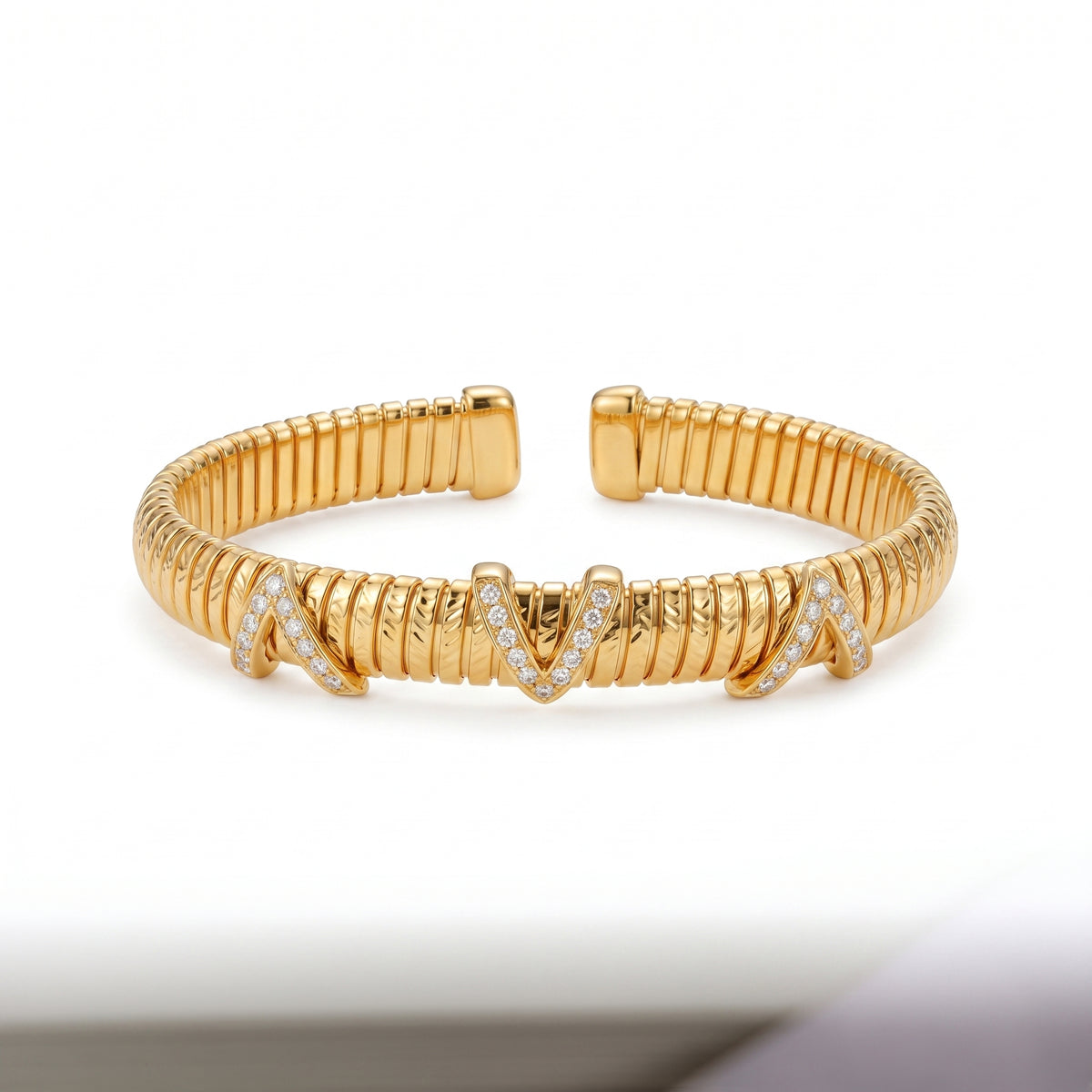 925 Silver-Plated 18K Gold Italian Popcorn Mesh Chain V-Shaped Zircon Open Bracelet
