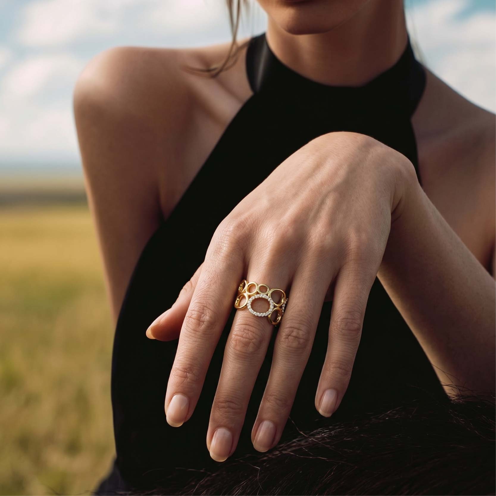 925 Silver Electroplated 18K Gold Hollowed-Out Interwoven Oval Zircon Ring