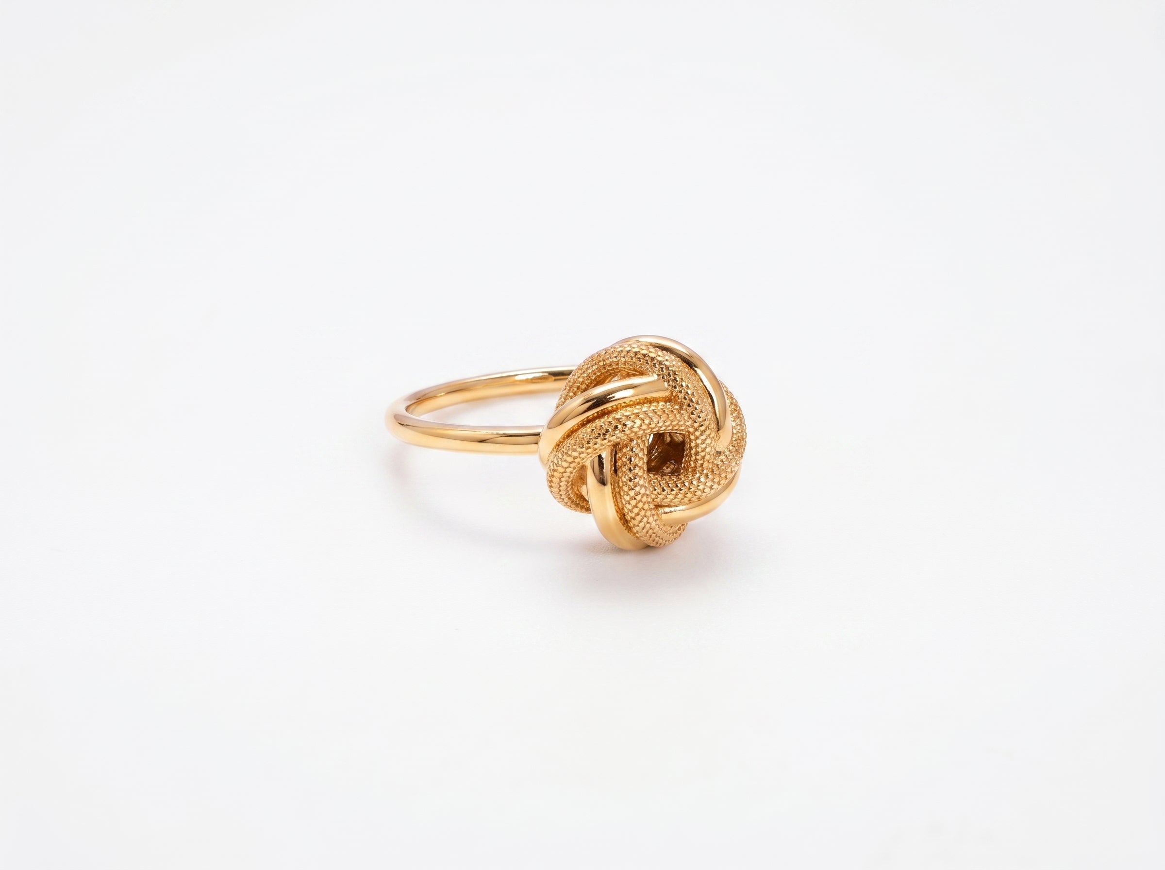 Eternal Knot Ring