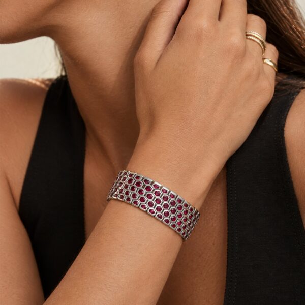 Wholesale 925 Sterling Silver Honeycomb Red Zircon Wide Bracelet - Model