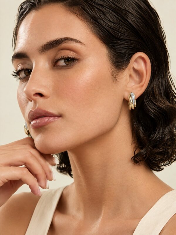Wholesale 925 Sterling Silver Tri-color C Shape Ear Cuff Wholesale 925 Sterling Silver Tri-color C Shape Ear Cuff - Model