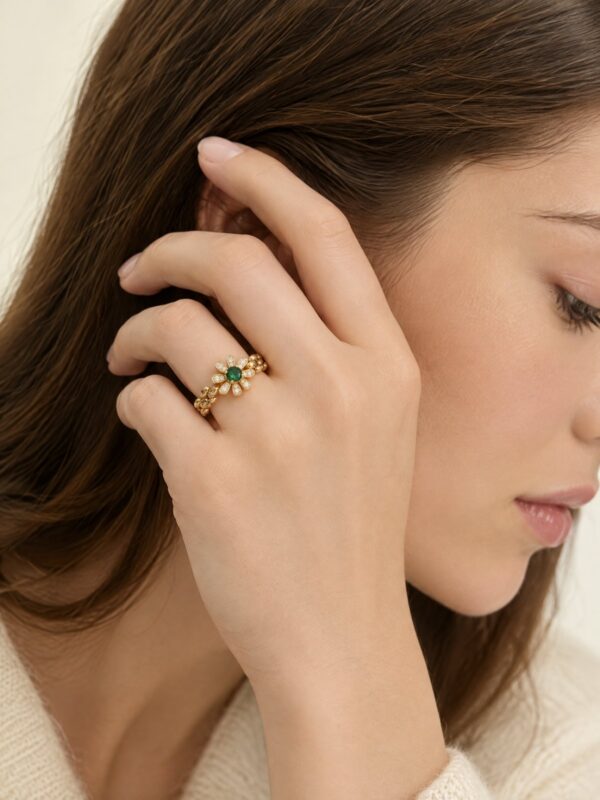 Wholesale 925 Sterling Silver Daisy Emerald Chain Ring - Model